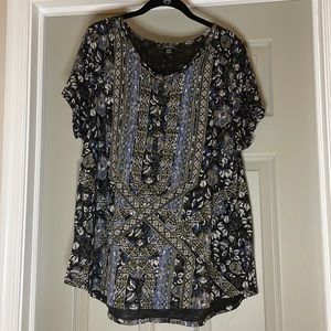 |Lucky| Cap Sleeve Shirt